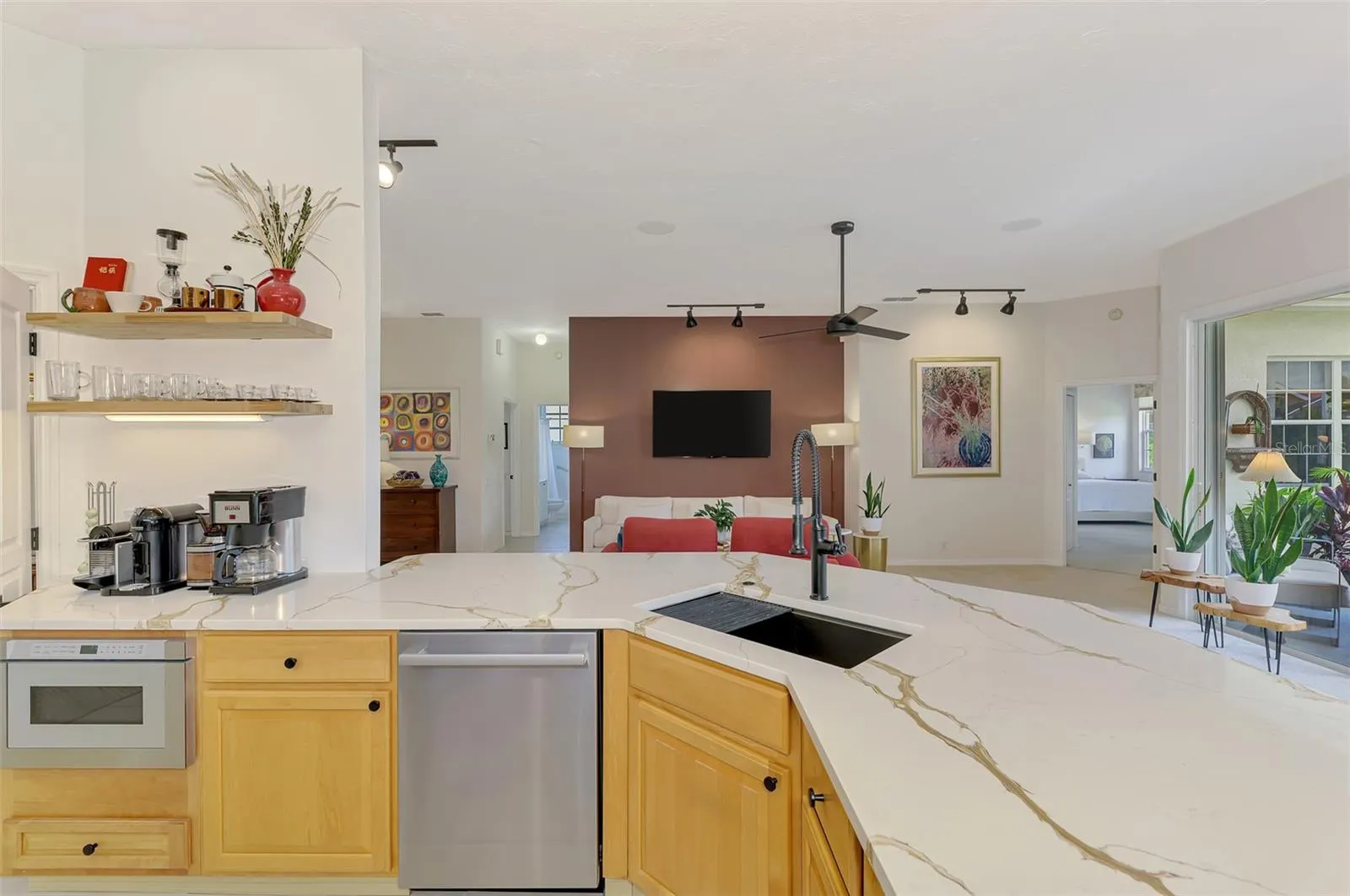5854 FAIRWOODS CIR
