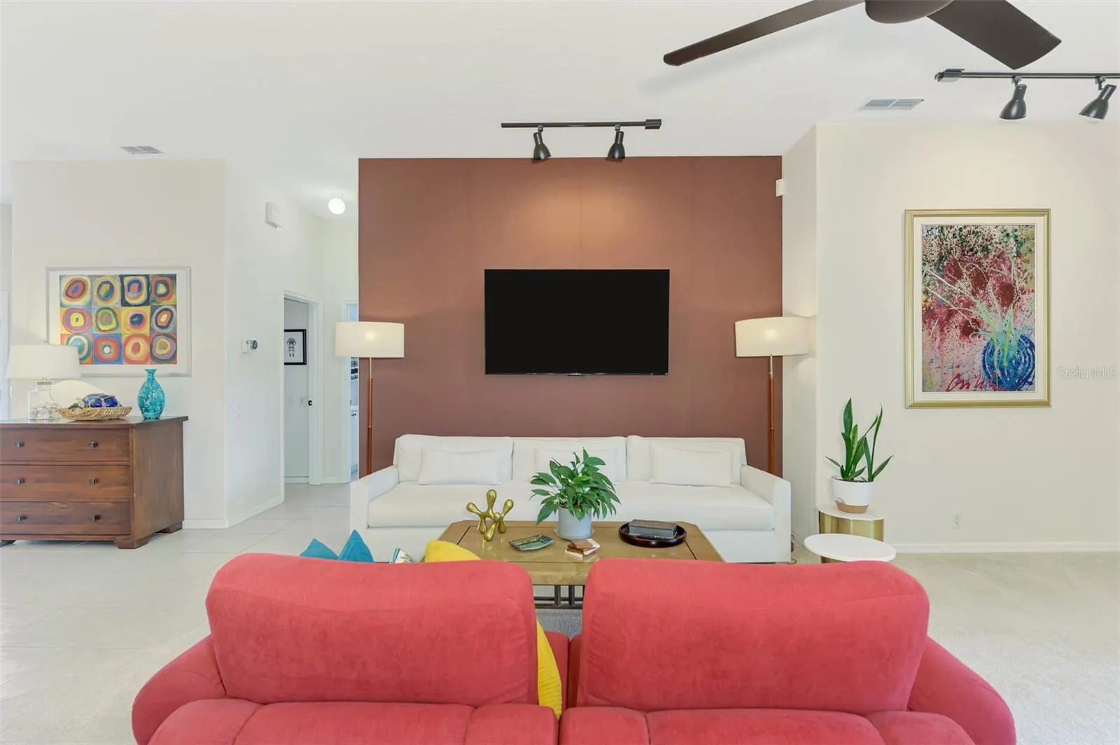 5854 FAIRWOODS CIR