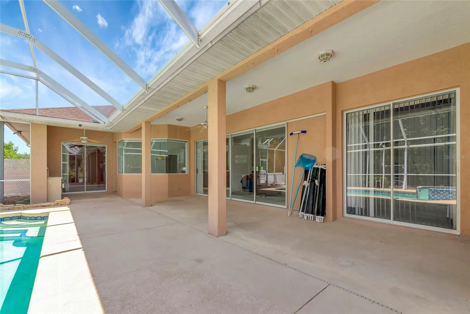 3943 SERENITY CIR