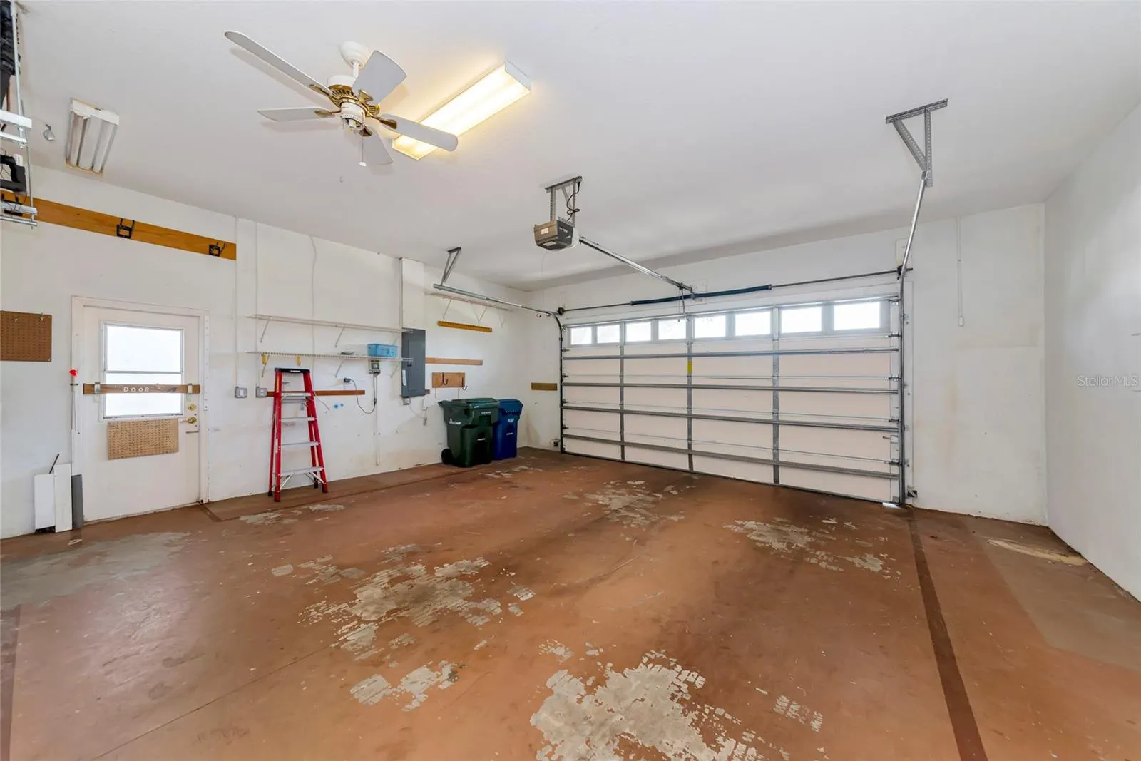 3943 SERENITY CIR
