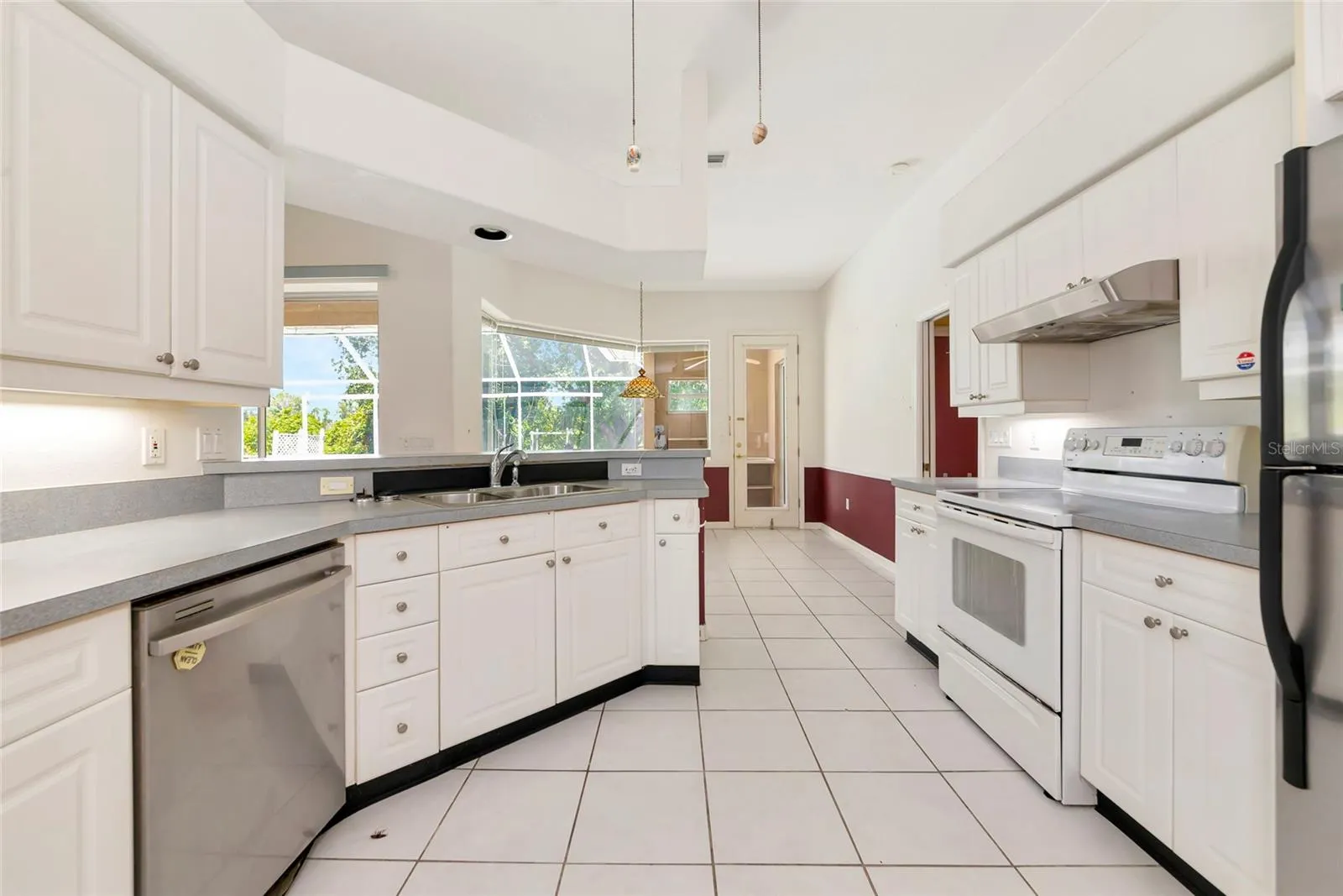 3943 SERENITY CIR