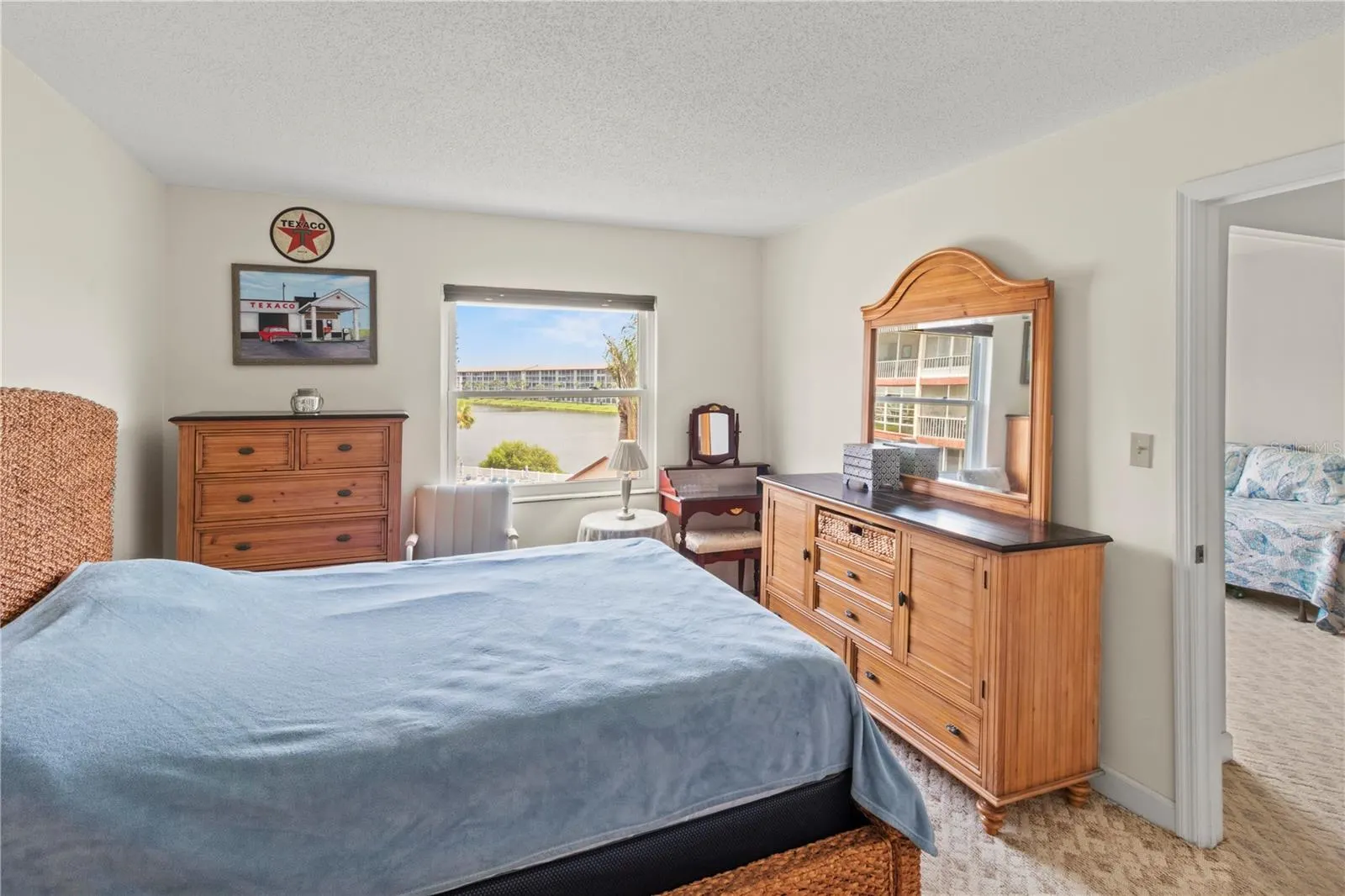 4103 LAKE BAYSHORE DR #404, #404