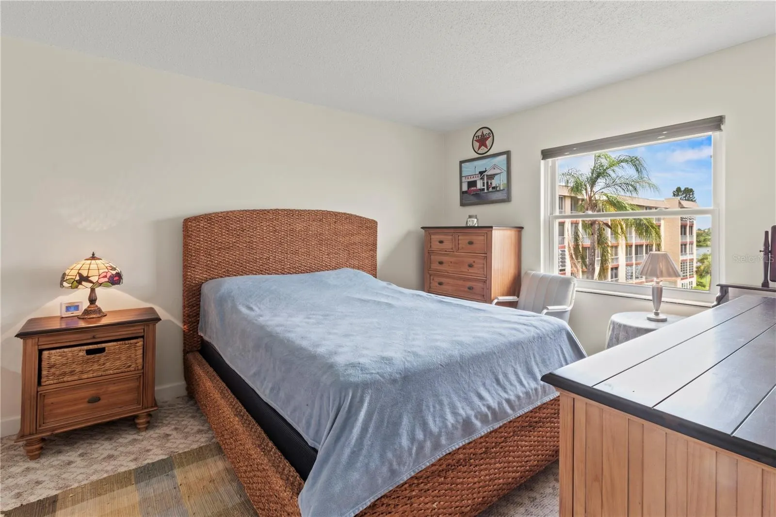 4103 LAKE BAYSHORE DR #404, #404