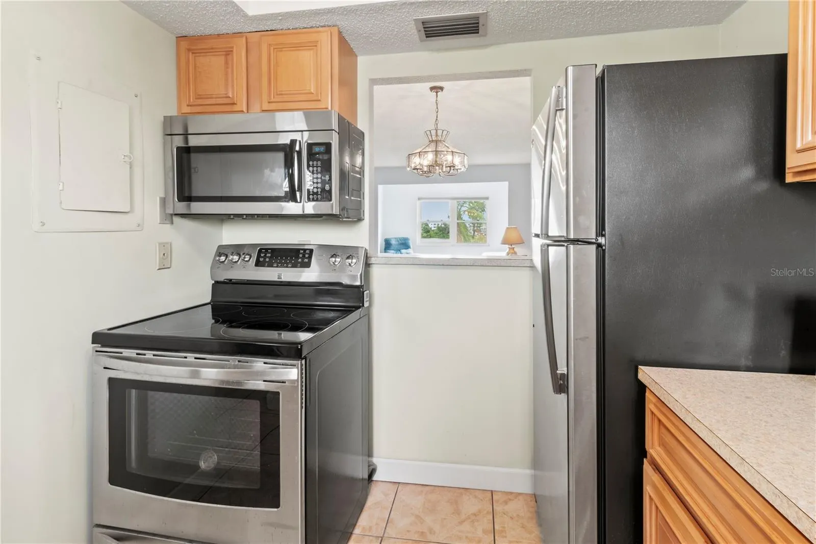 4103 LAKE BAYSHORE DR #404, #404