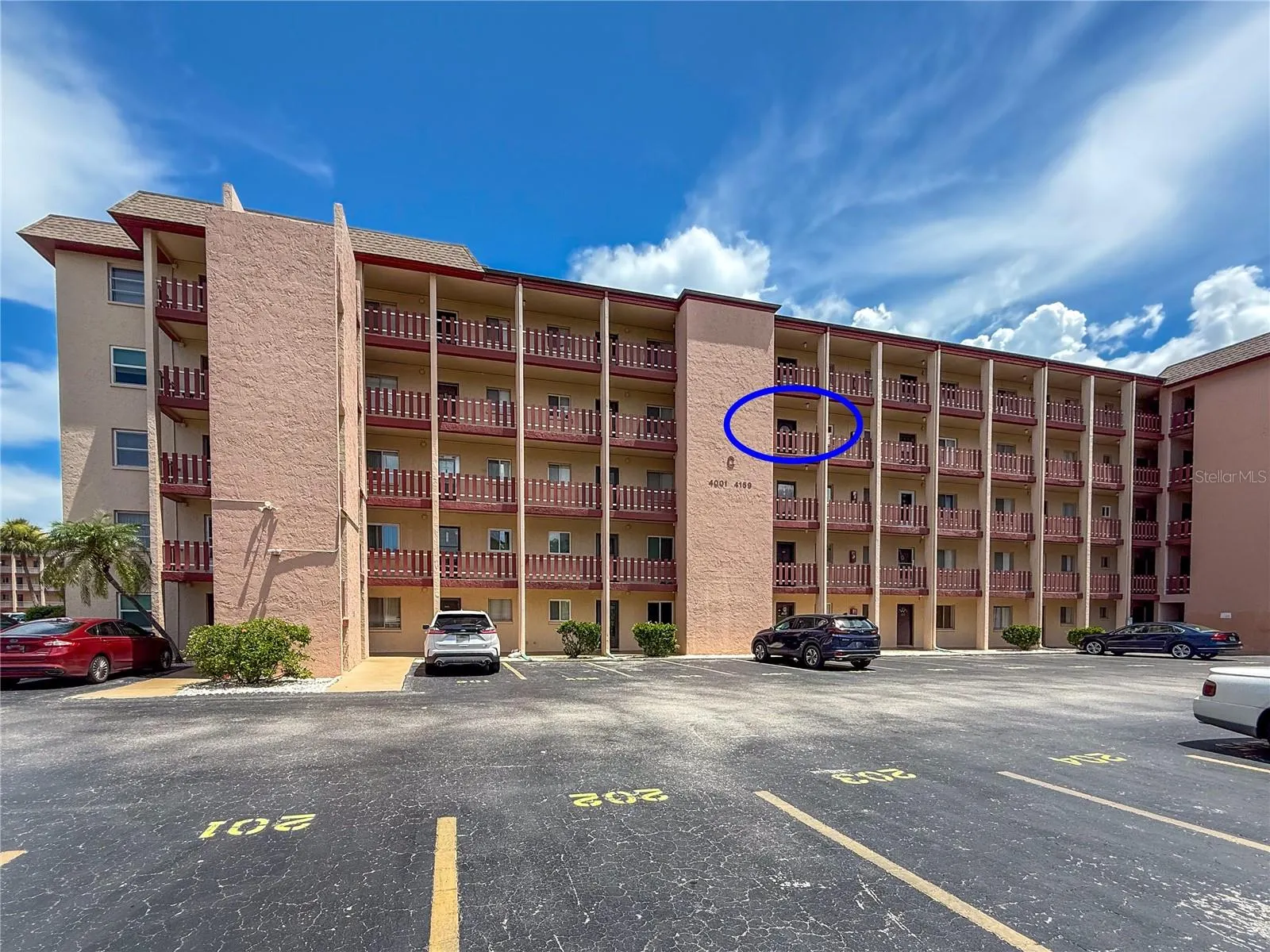 4103 LAKE BAYSHORE DR #404, #404