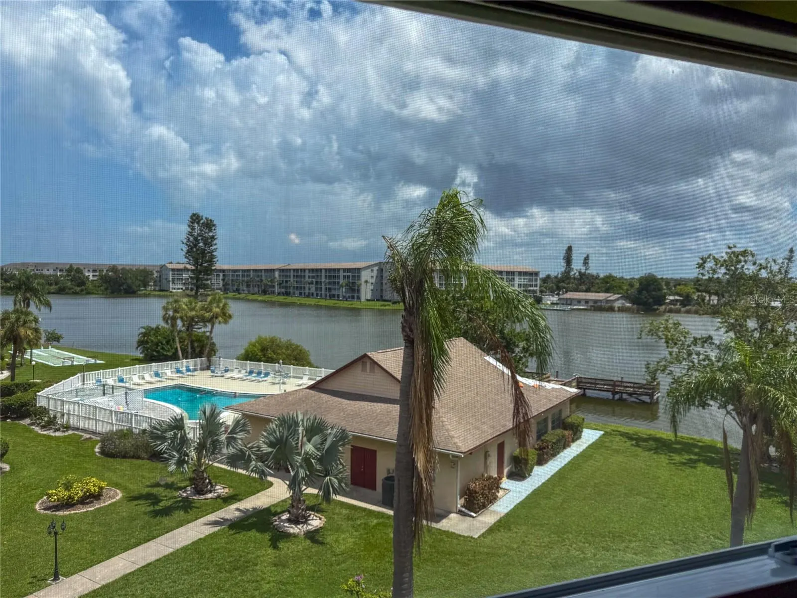 4103 LAKE BAYSHORE DR #404, #404