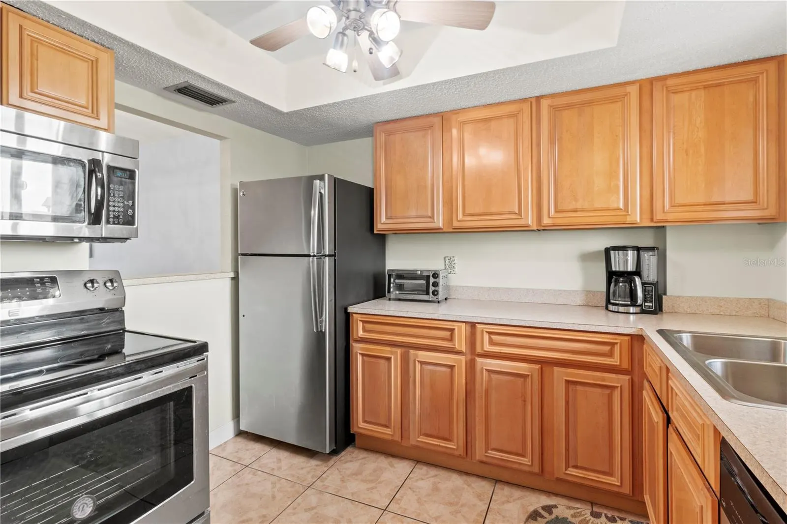 4103 LAKE BAYSHORE DR #404, #404