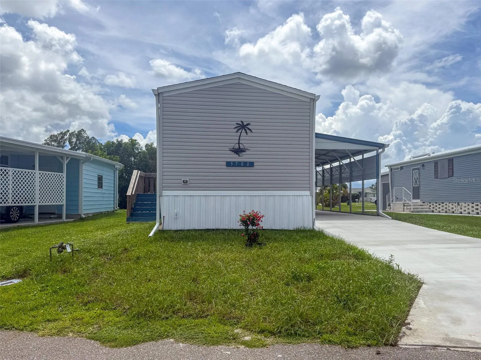 5700 HOLIDAY PARK BLVD