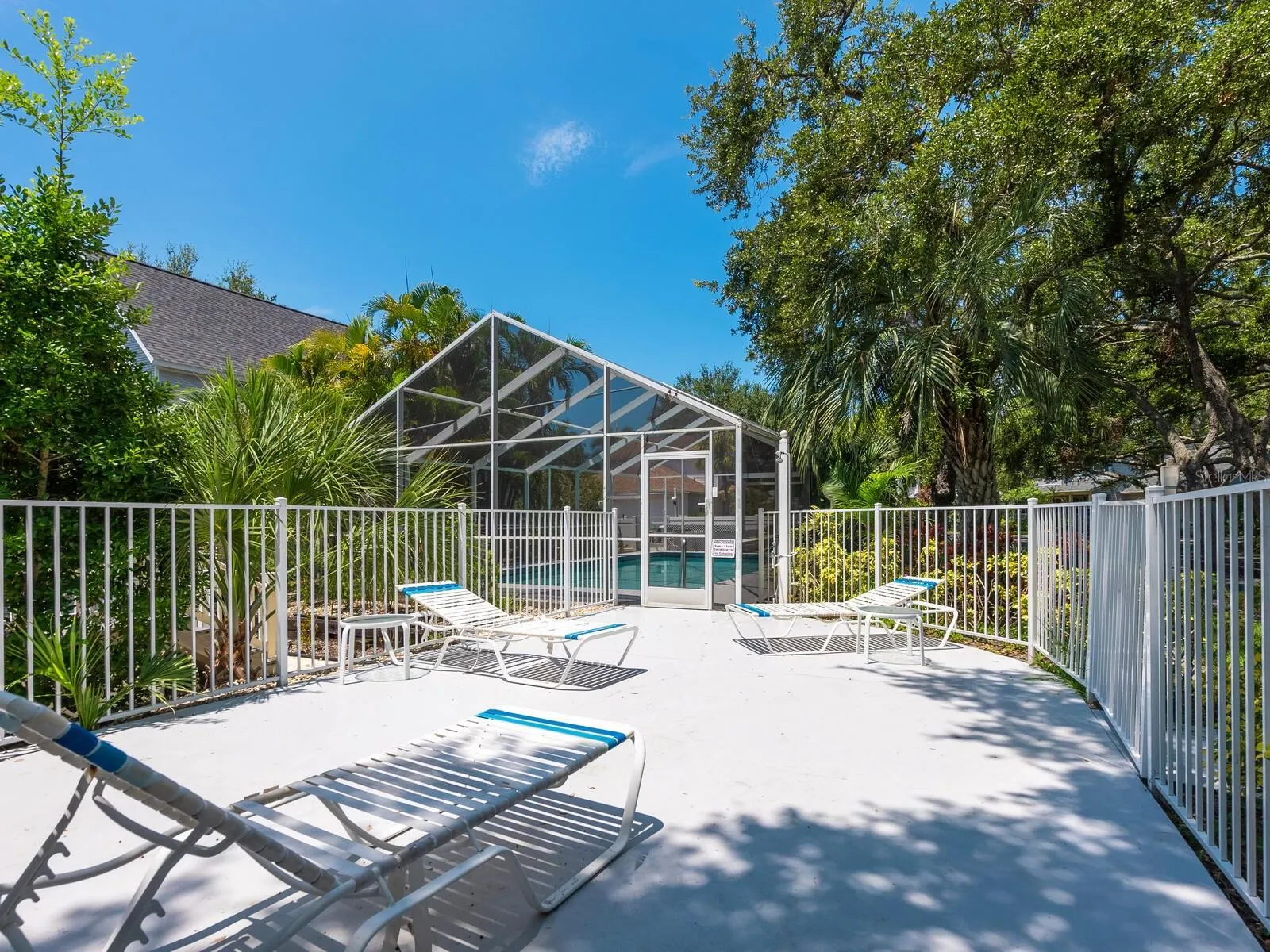 2404 64TH STREET CT W
