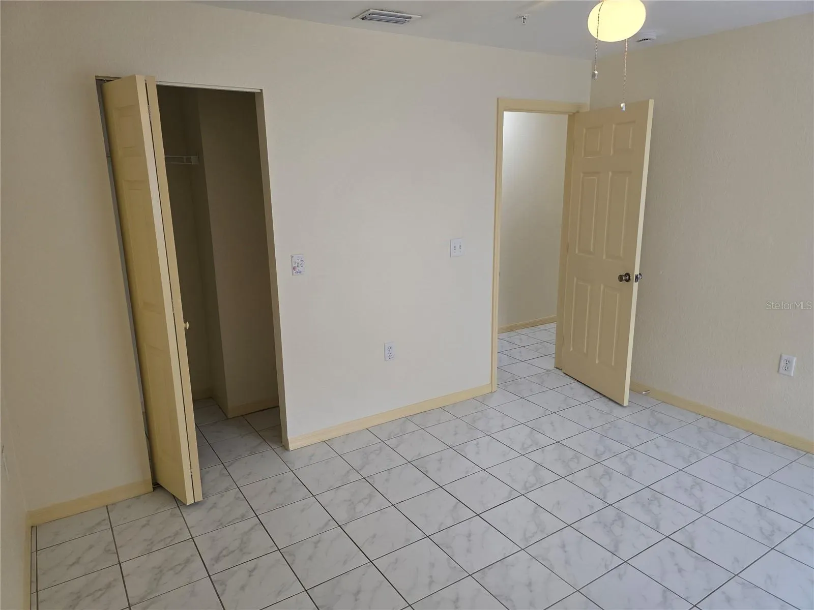 7428 VISTA WAY #201, #201