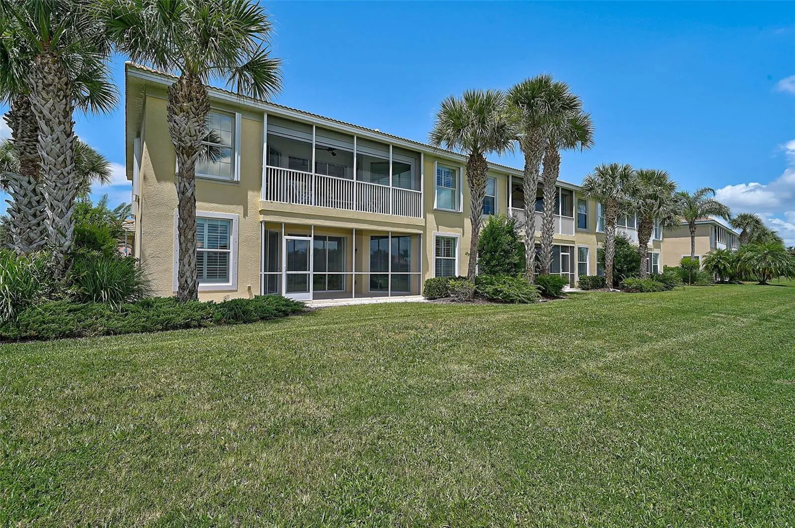 1257 BURGOS DR #302, #302