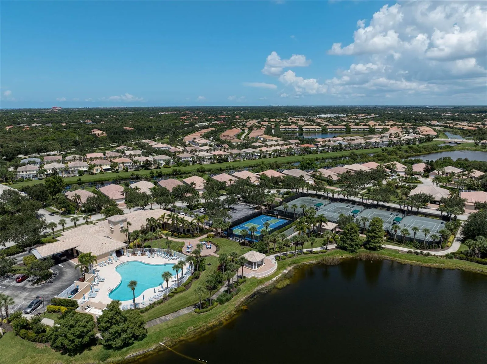 1257 BURGOS DR #302, #302