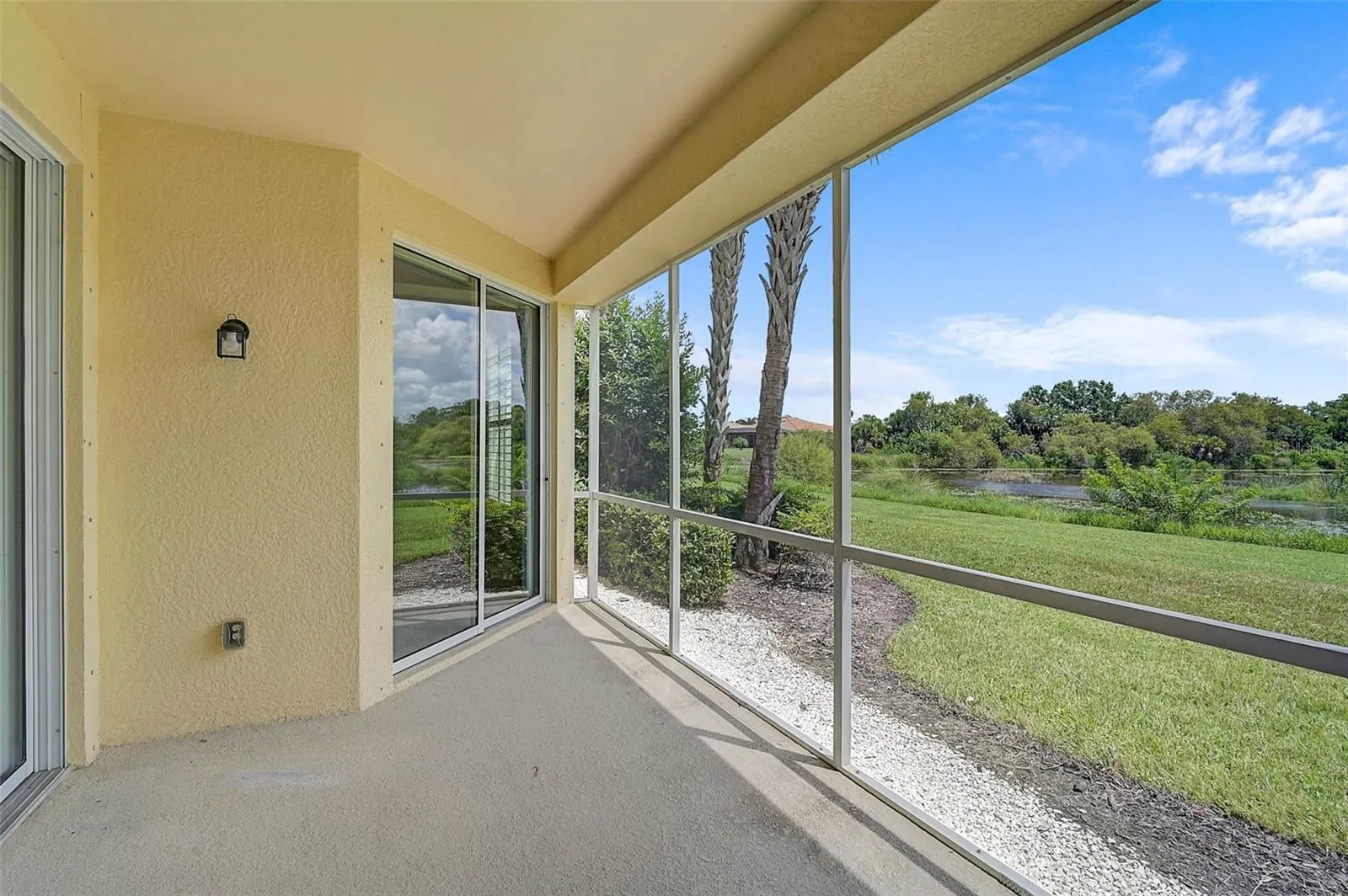 1257 BURGOS DR #302, #302