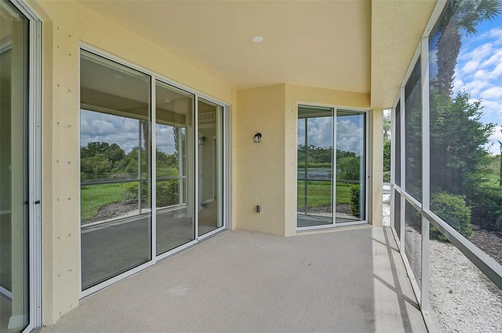 1257 BURGOS DR #302, #302