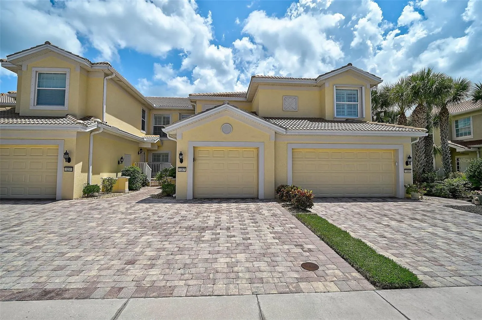1257 BURGOS DR #302, #302