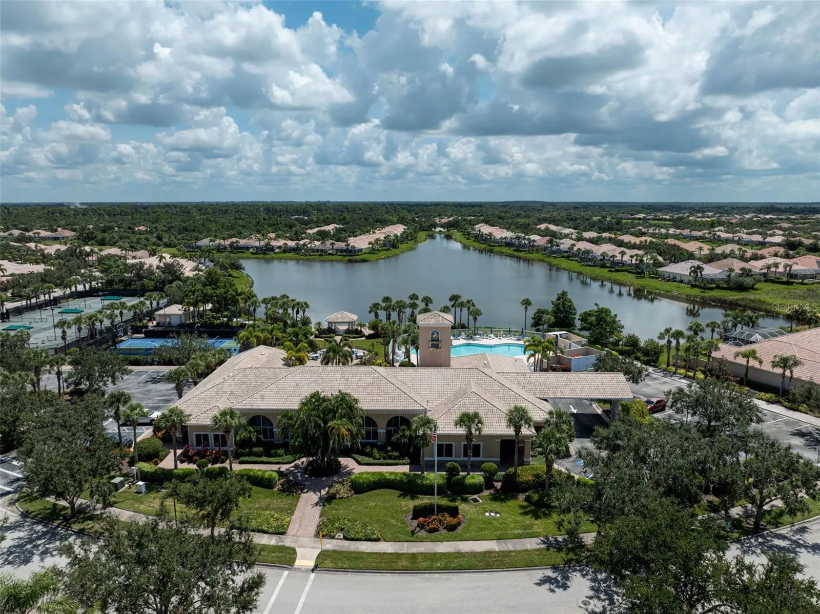 1257 BURGOS DR #302, #302