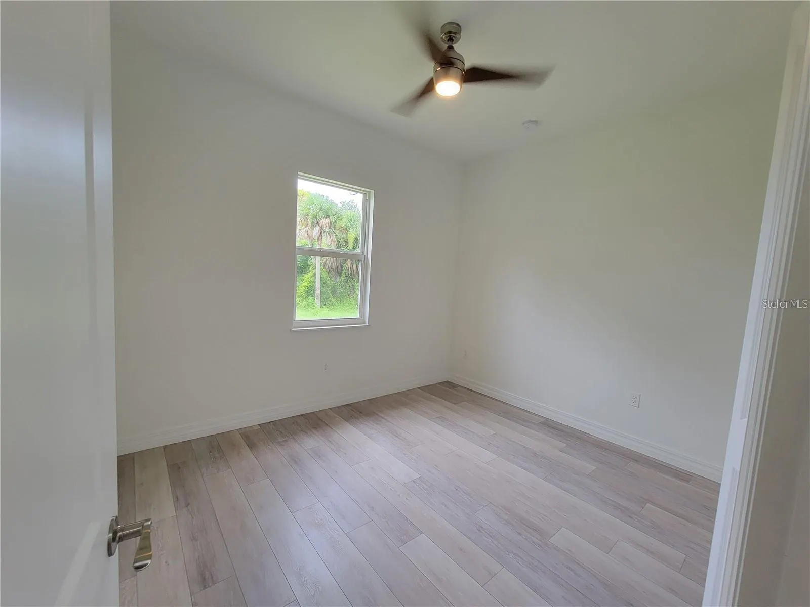 2721 PARASOL LN