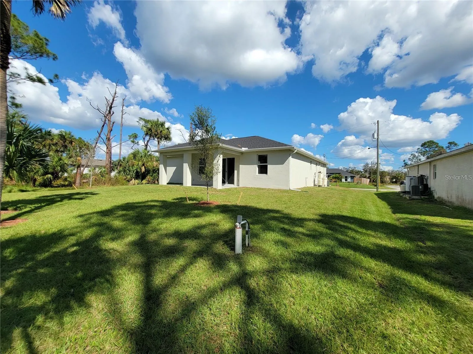 2153 NORDENDALE BLVD