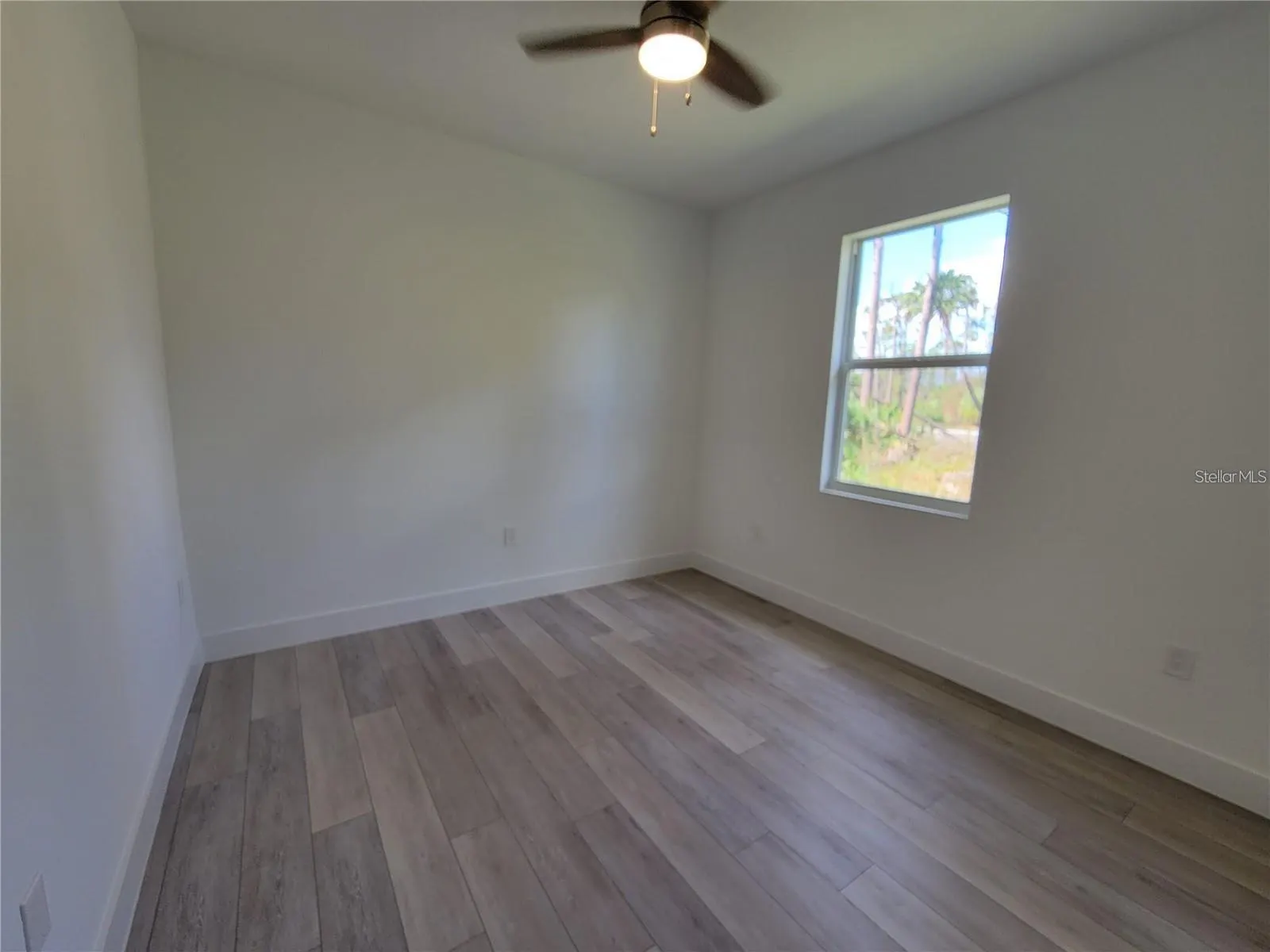 2153 NORDENDALE BLVD