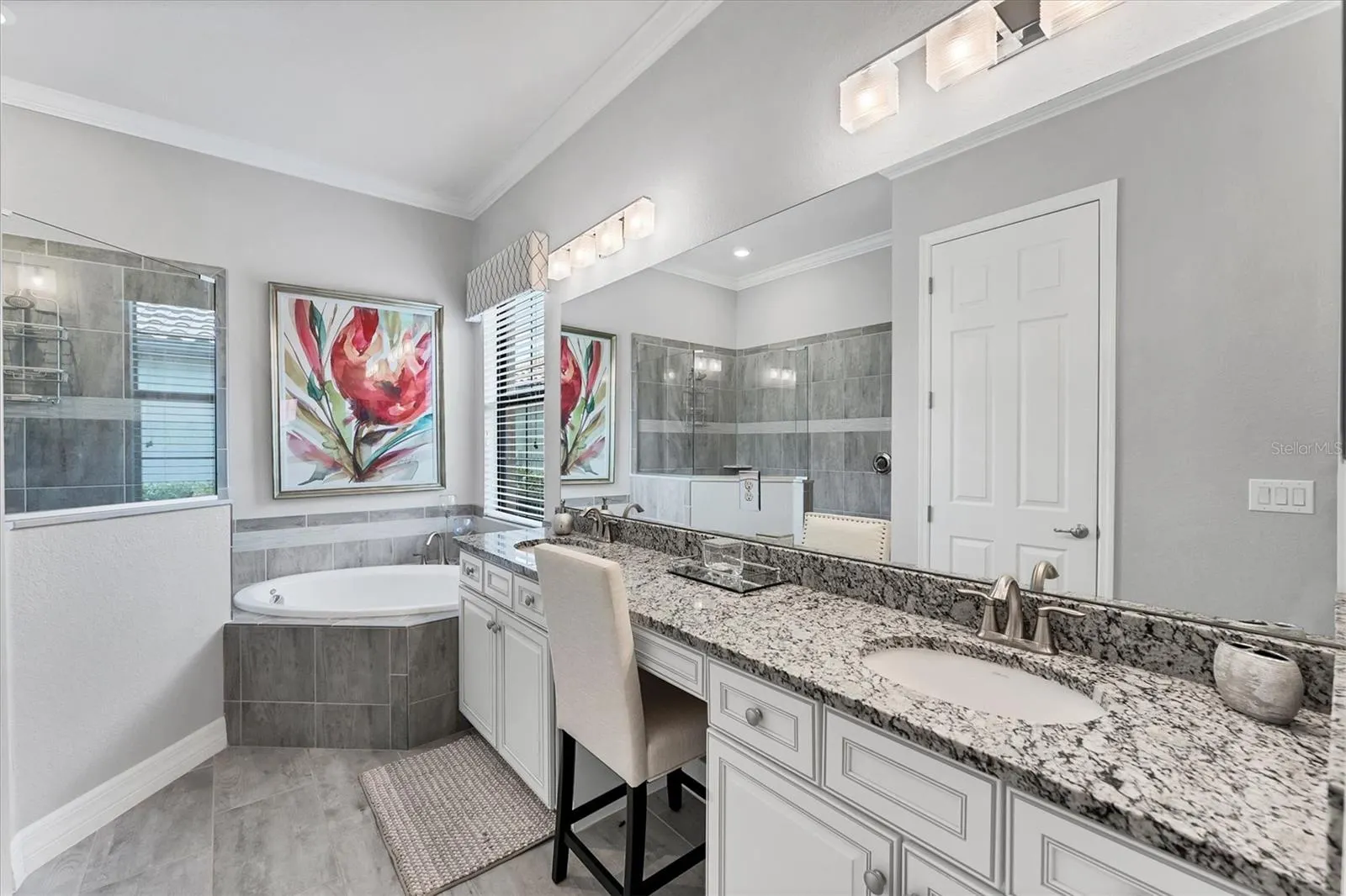 16508 HILLSIDE CIR
