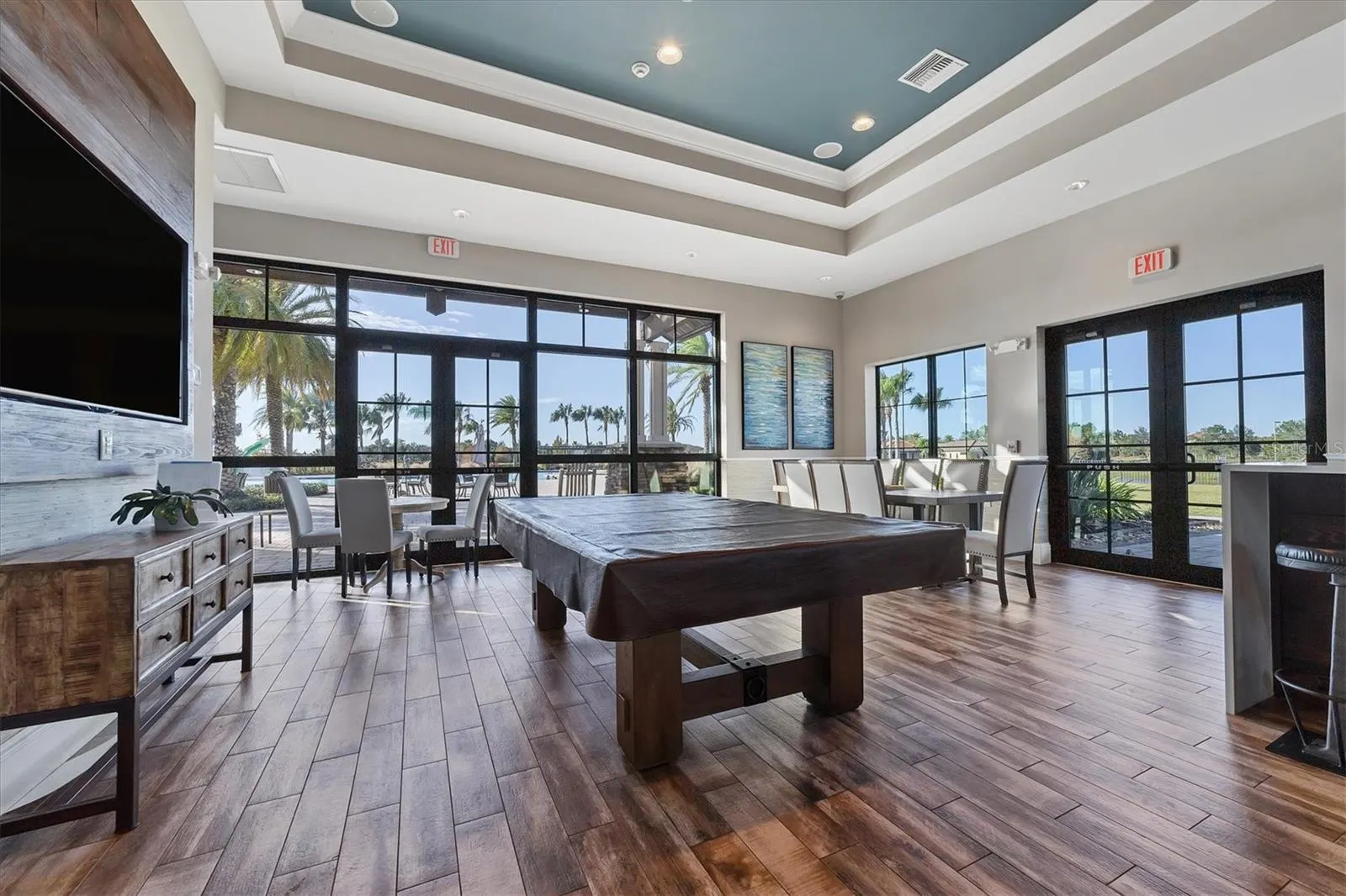 16508 HILLSIDE CIR