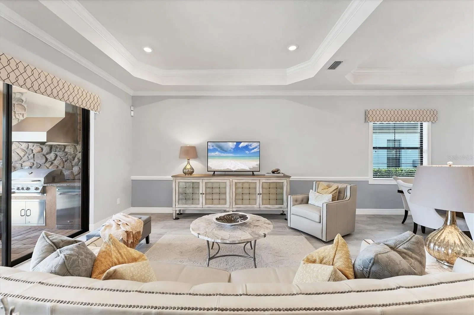 16508 HILLSIDE CIR