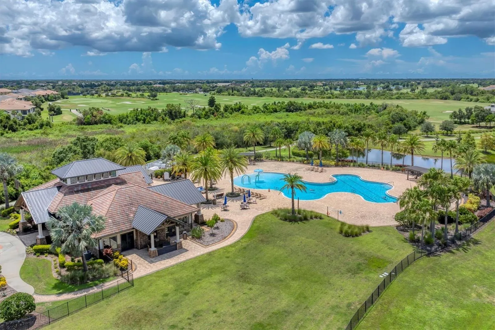 16508 HILLSIDE CIR