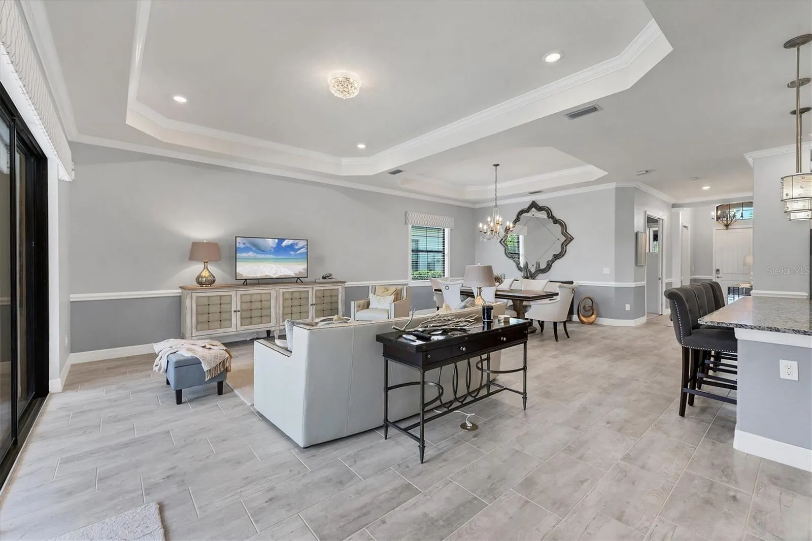 16508 HILLSIDE CIR