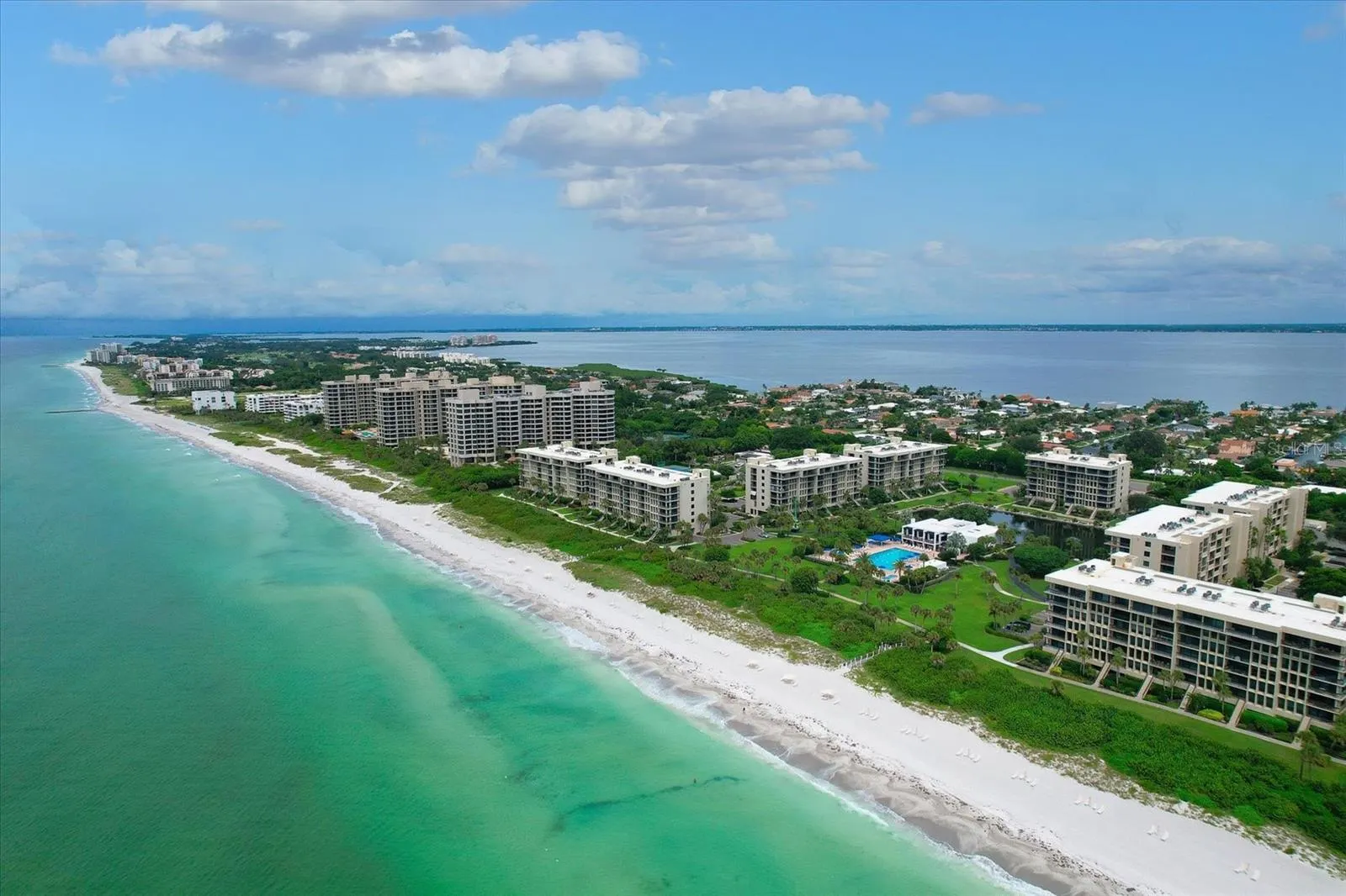 1105 GULF OF MEXICO DR #402, #402