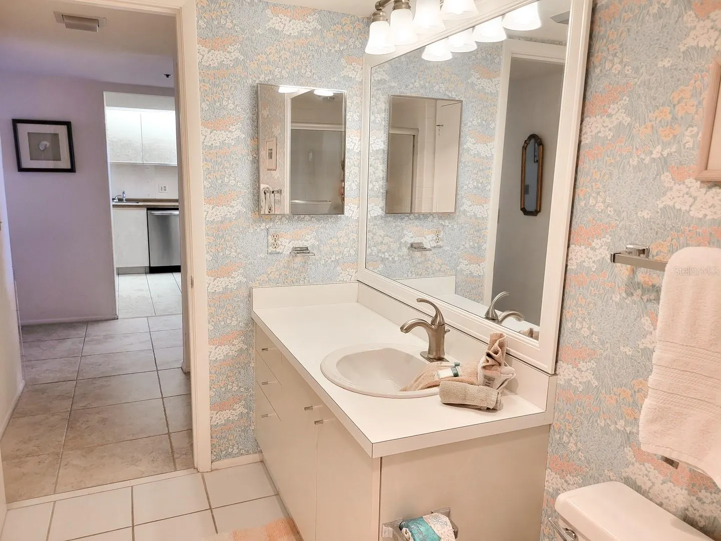1105 GULF OF MEXICO DR #402, #402