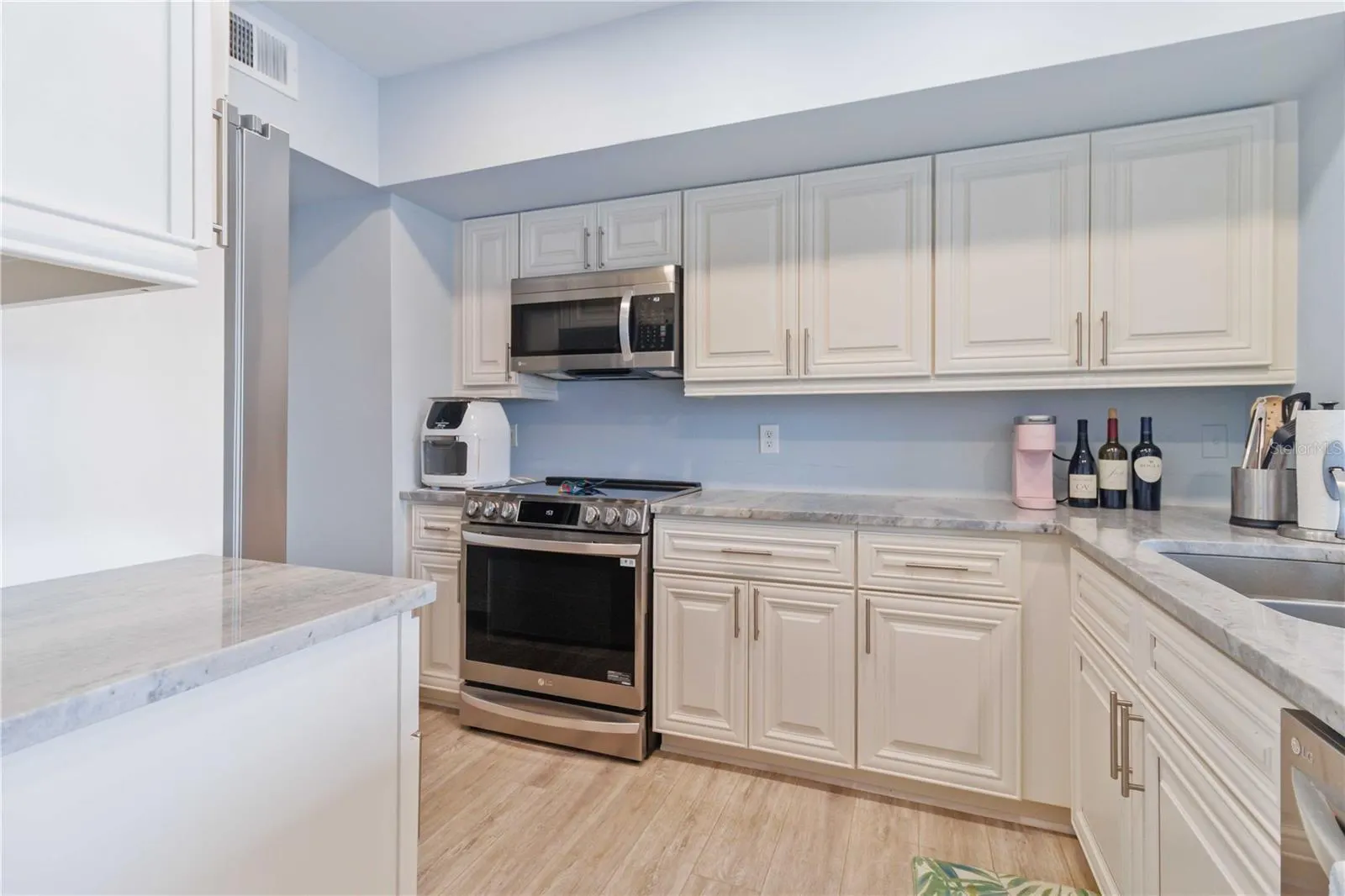 1005 VILLAGIO CIR #108, #108