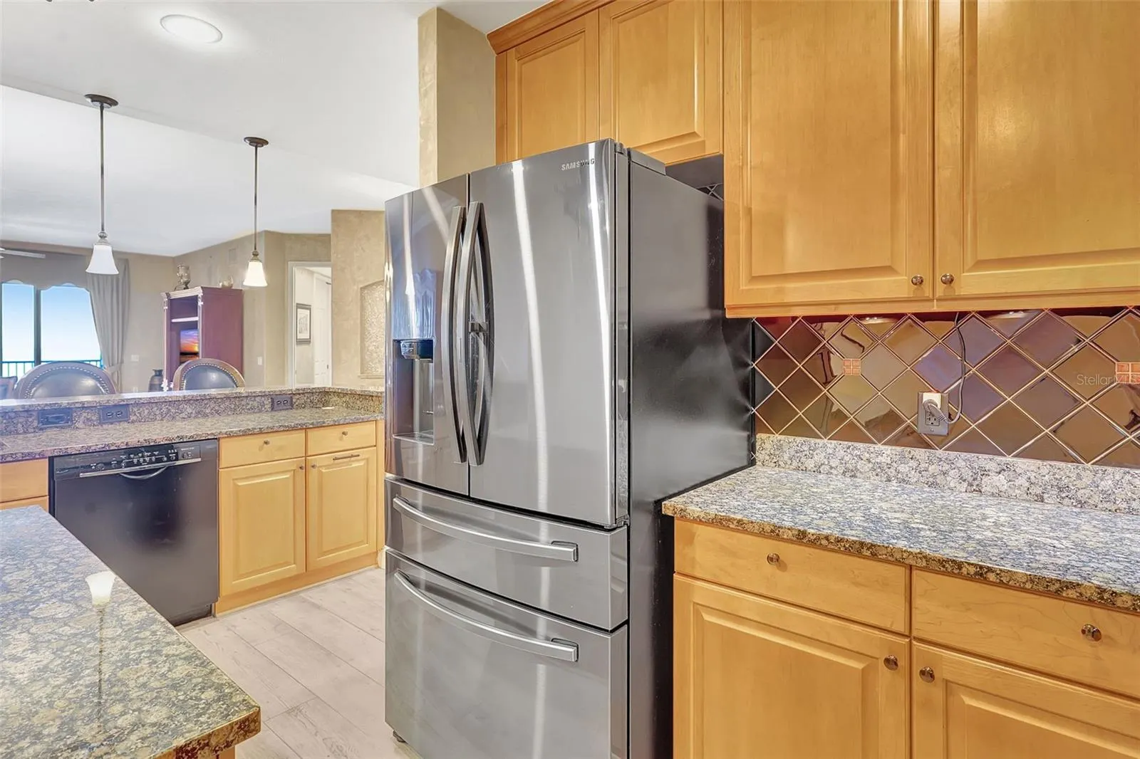87 VIVANTE BLVD #403, #403