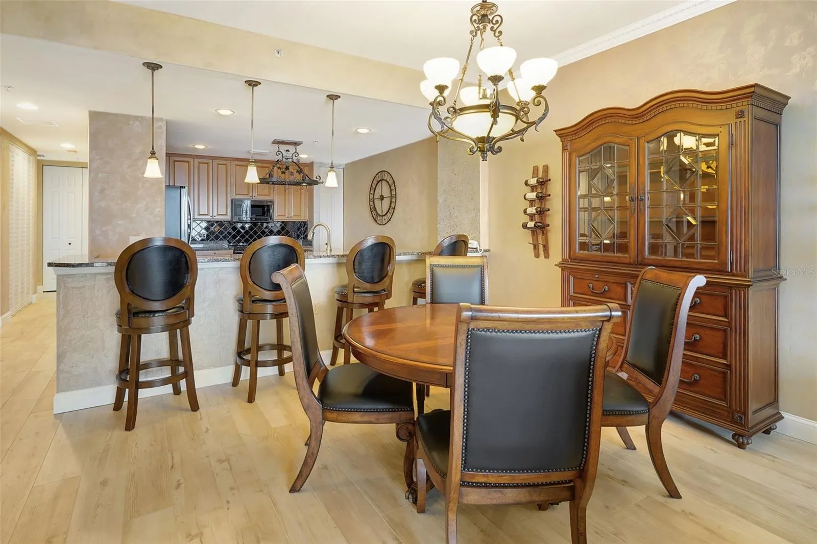 87 VIVANTE BLVD #403, #403