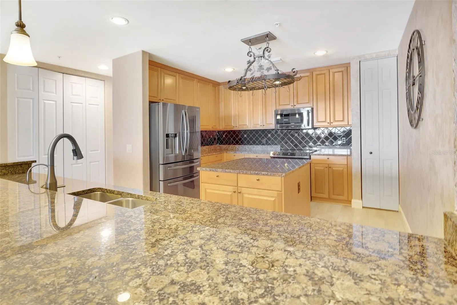 87 VIVANTE BLVD #403, #403