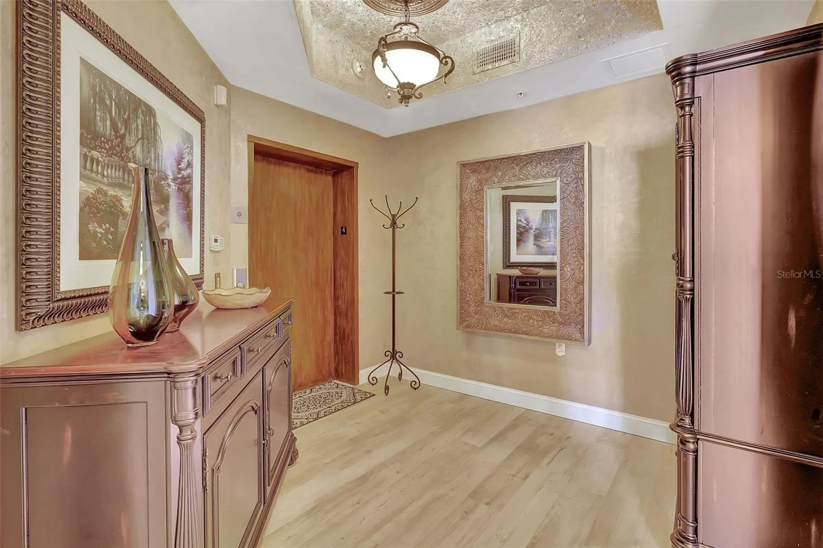87 VIVANTE BLVD #403, #403