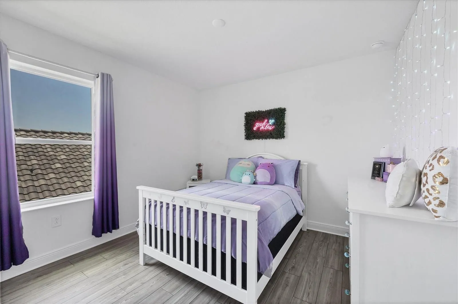 9924 CRYSTAL ISLES CIR