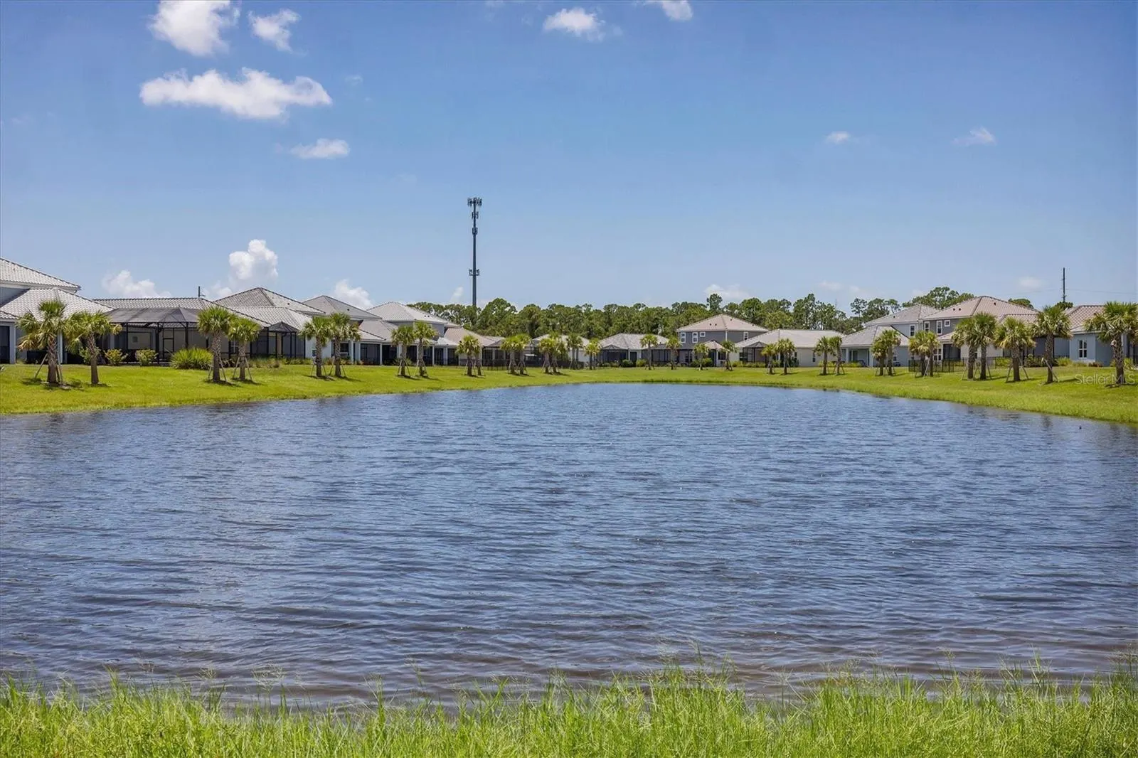 9924 CRYSTAL ISLES CIR