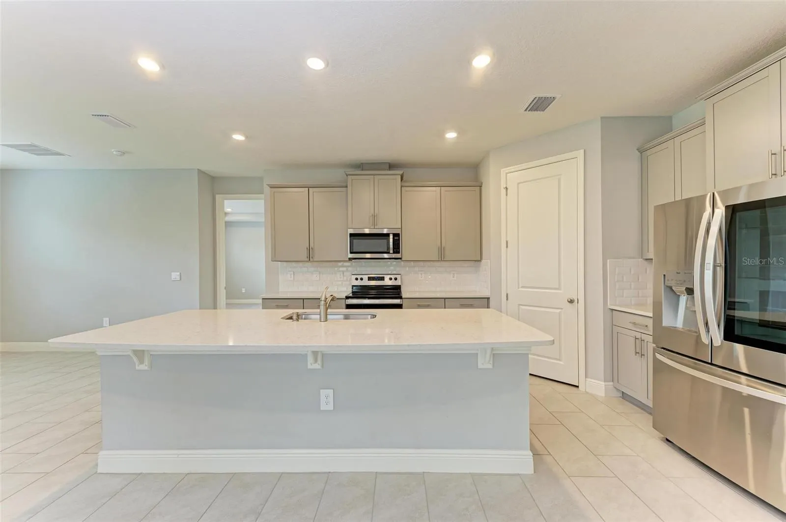 4338 SILO PORT CT
