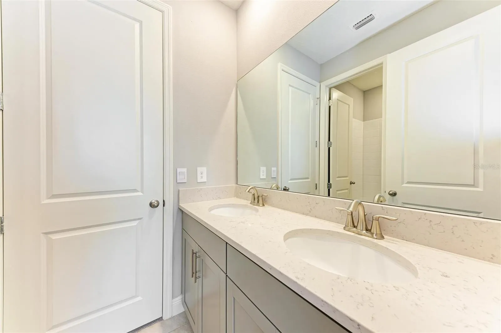4338 SILO PORT CT