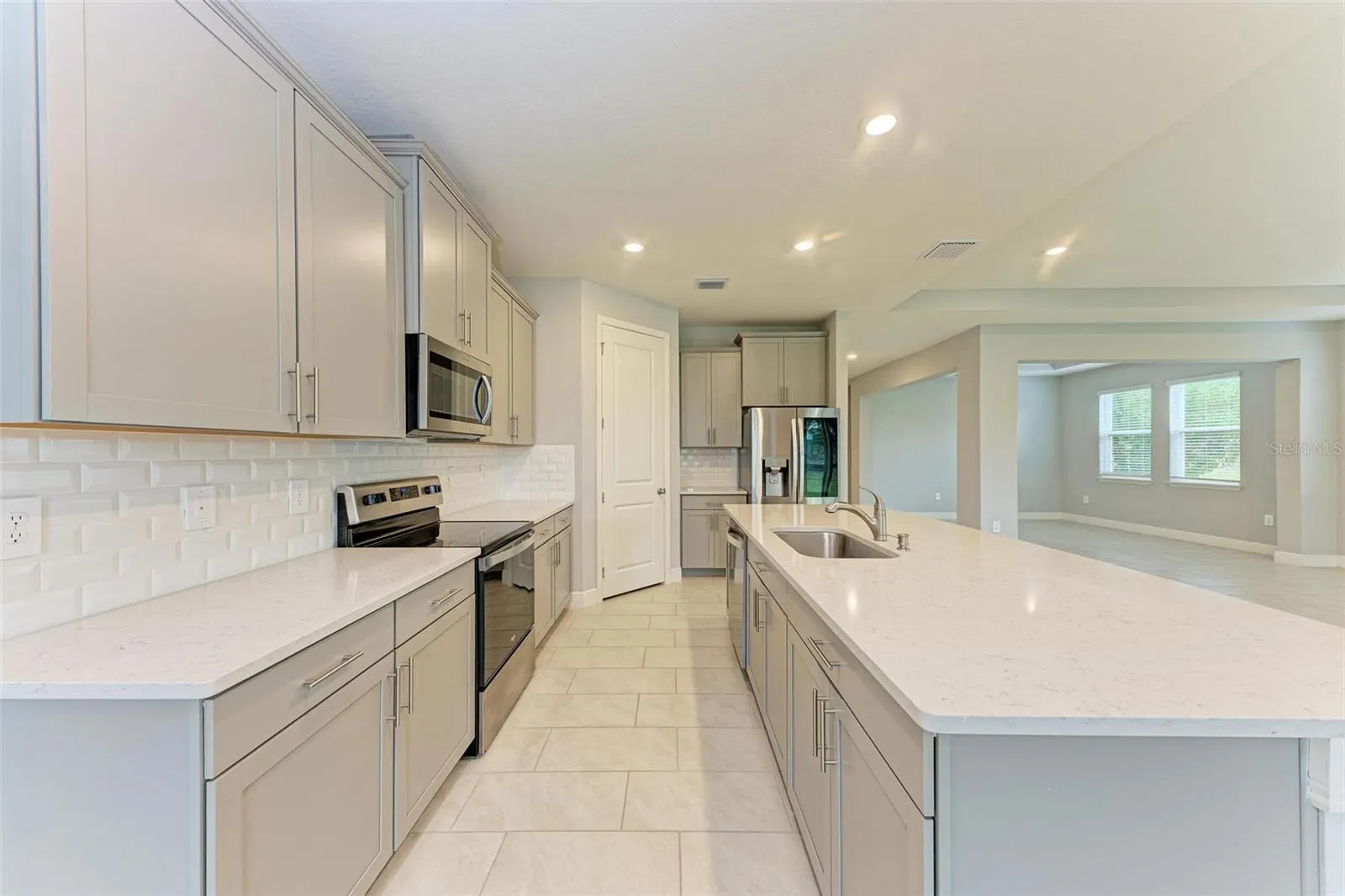 4338 SILO PORT CT