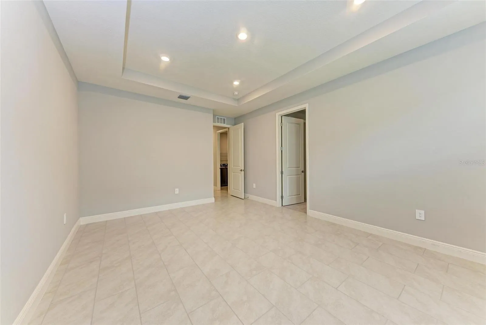 4338 SILO PORT CT