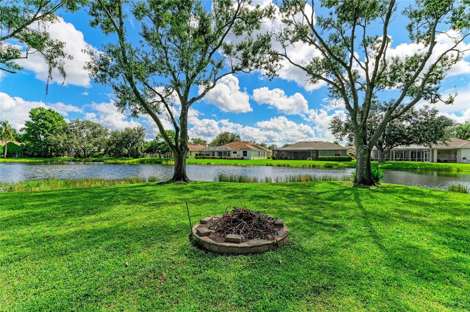 5225 FIELDING LN