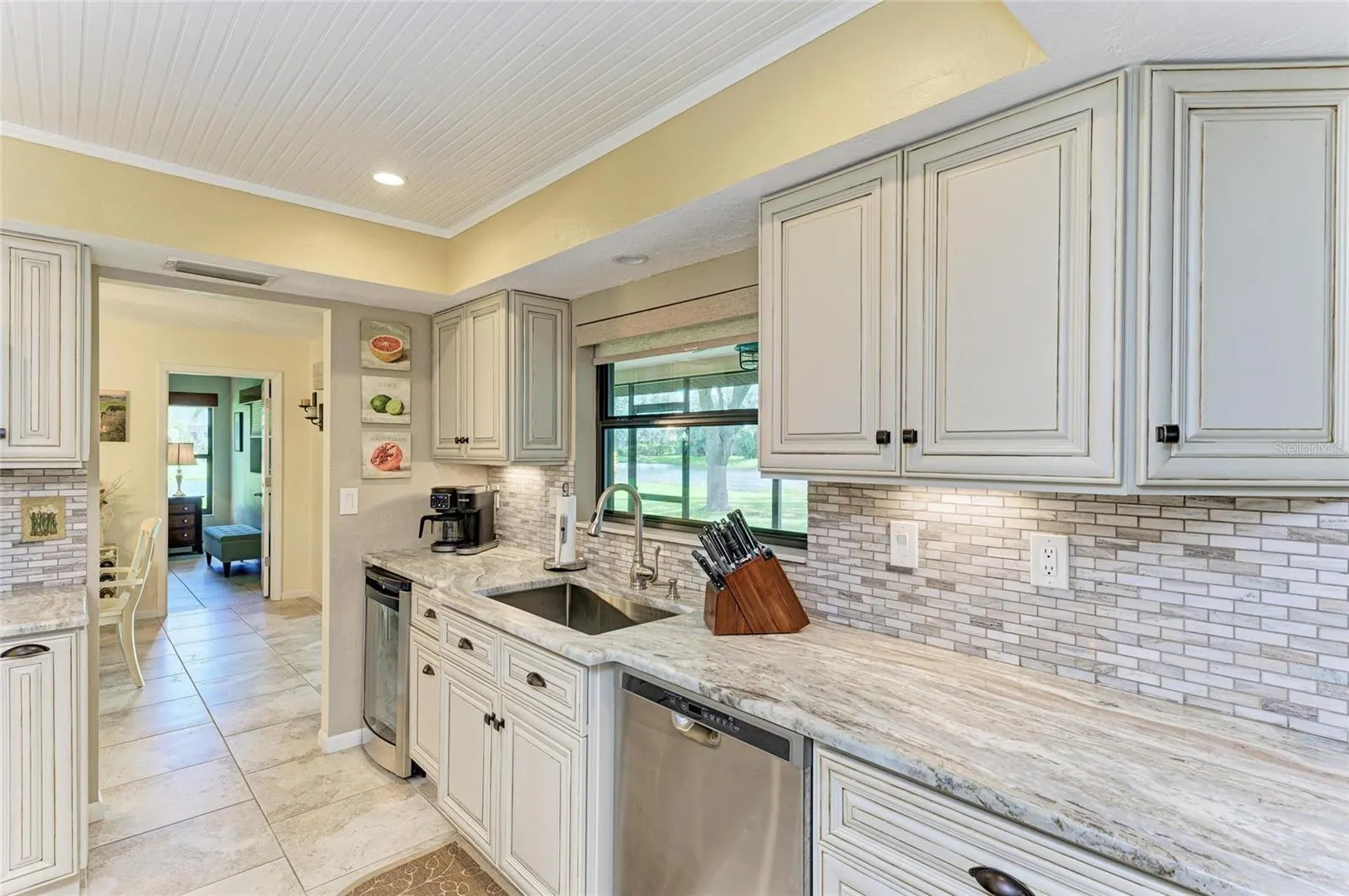 5225 FIELDING LN