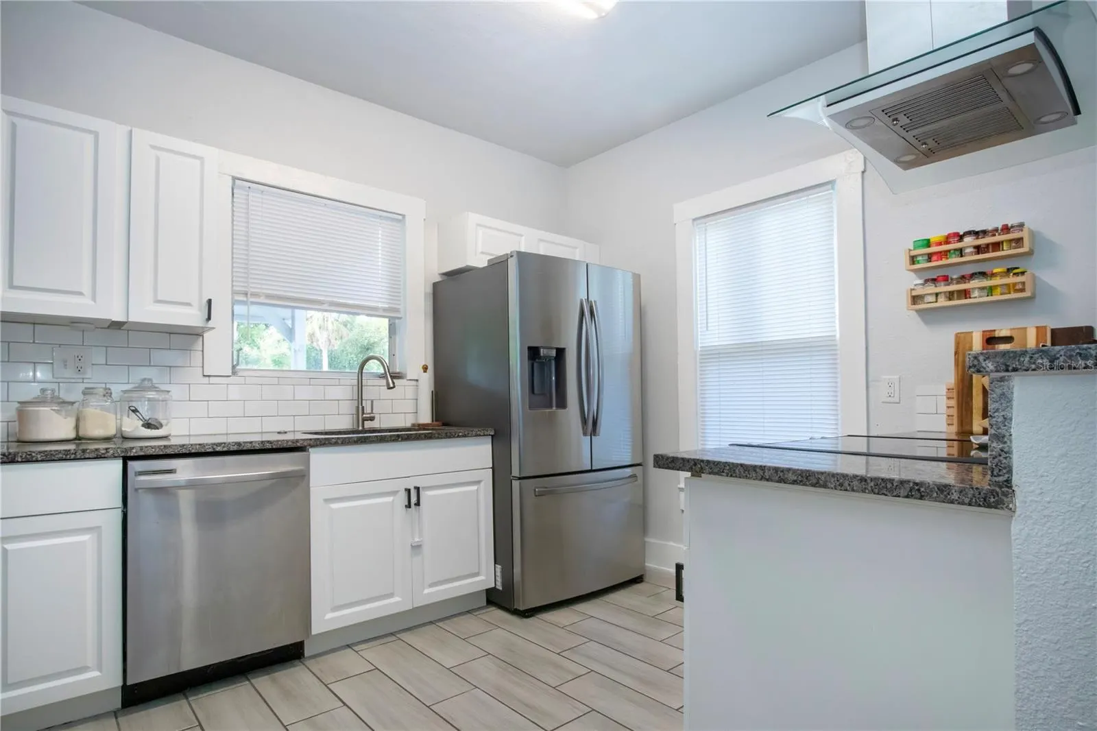 1517 5TH ST W