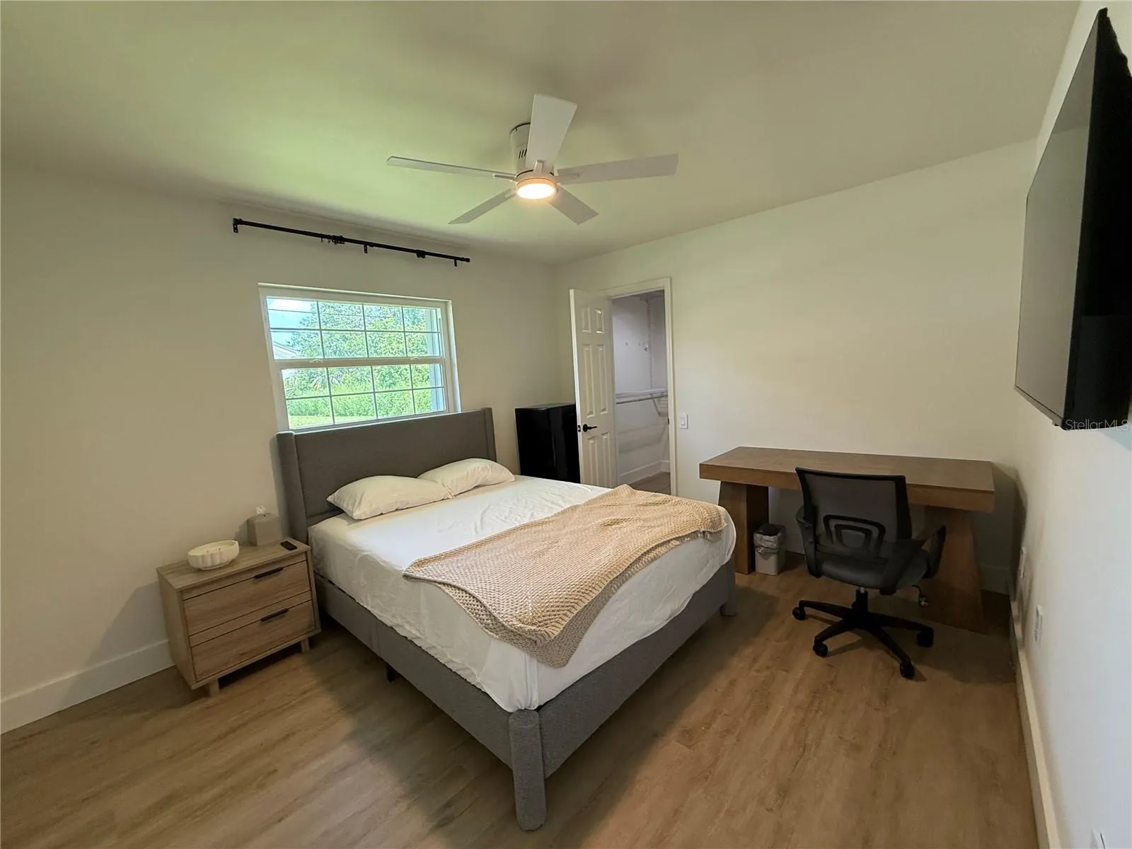 1304 ALTON RD