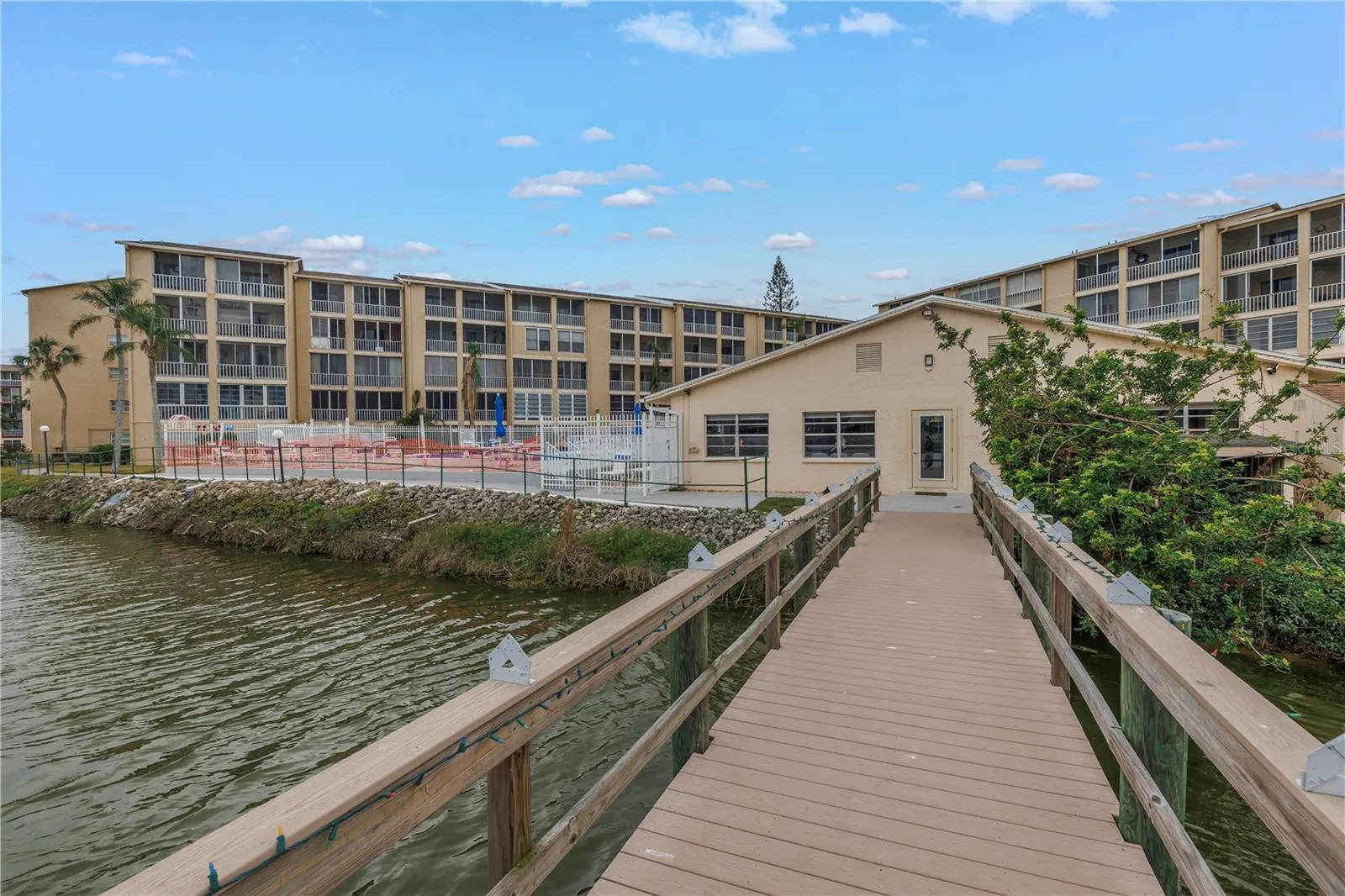 3500 LAKE BAYSHORE DR #K101, #K101