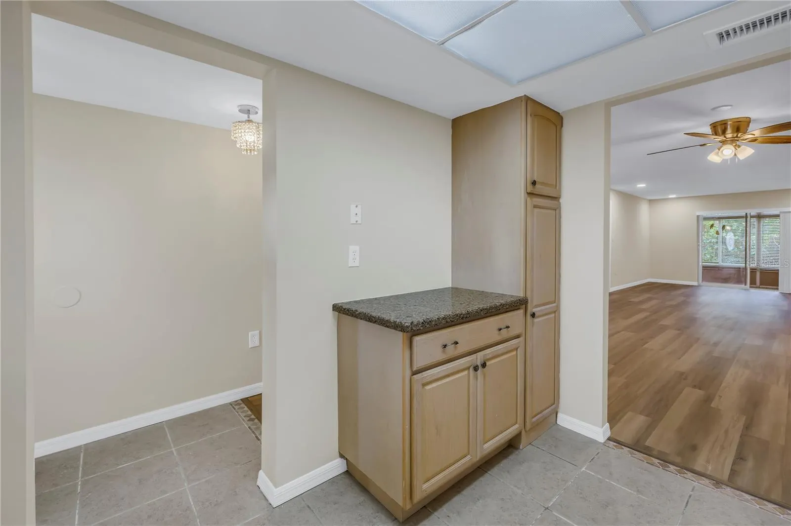 3500 LAKE BAYSHORE DR #K101, #K101