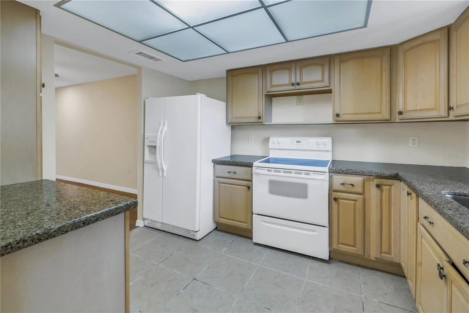 3500 LAKE BAYSHORE DR #K101, #K101