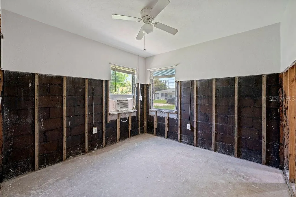14050 MIRAMAR AVE
