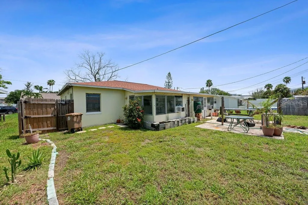 14050 MIRAMAR AVE